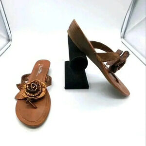 Wild Rose distressed Rhinestone Flower bronze sandals sz 6.5